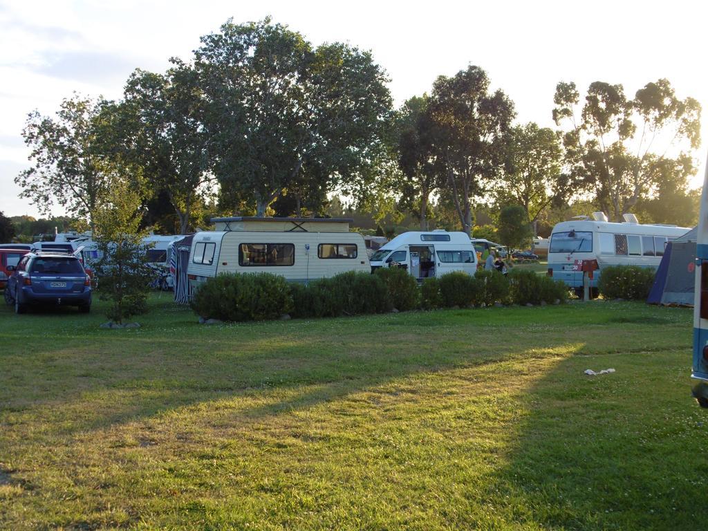 Glenavys Waitaki River Motor Camp Eksteriør bilde